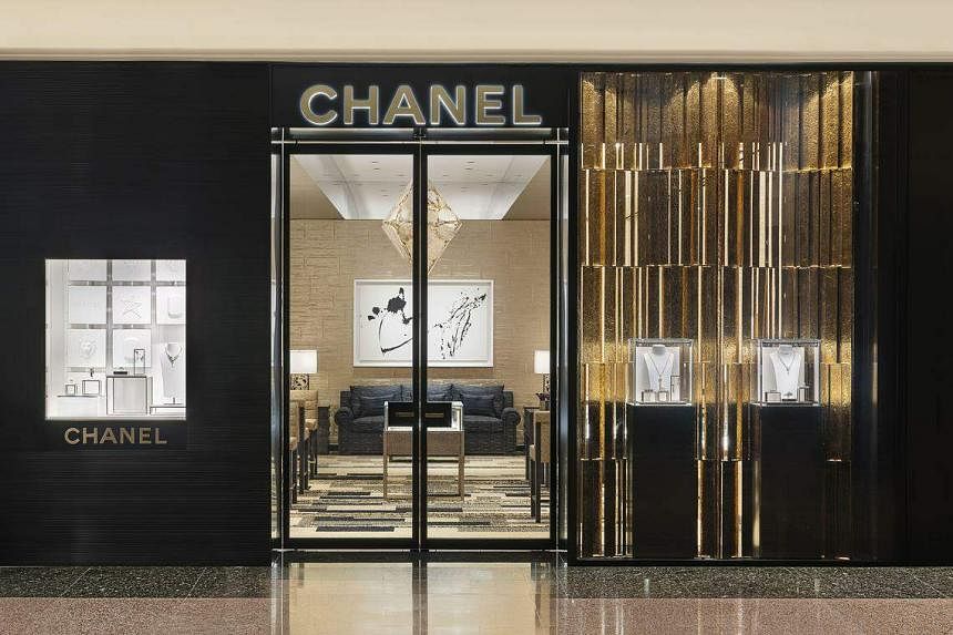 ION Orchard - CHANEL