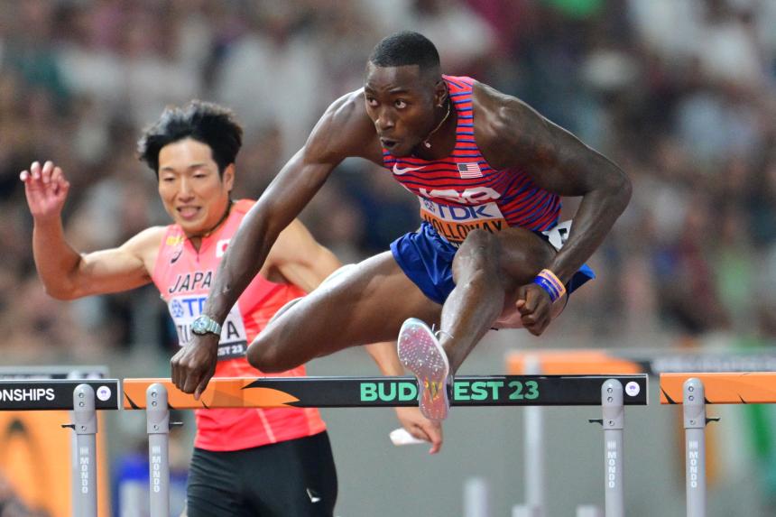 American Holloway wins third straight world 110m hurdles title The