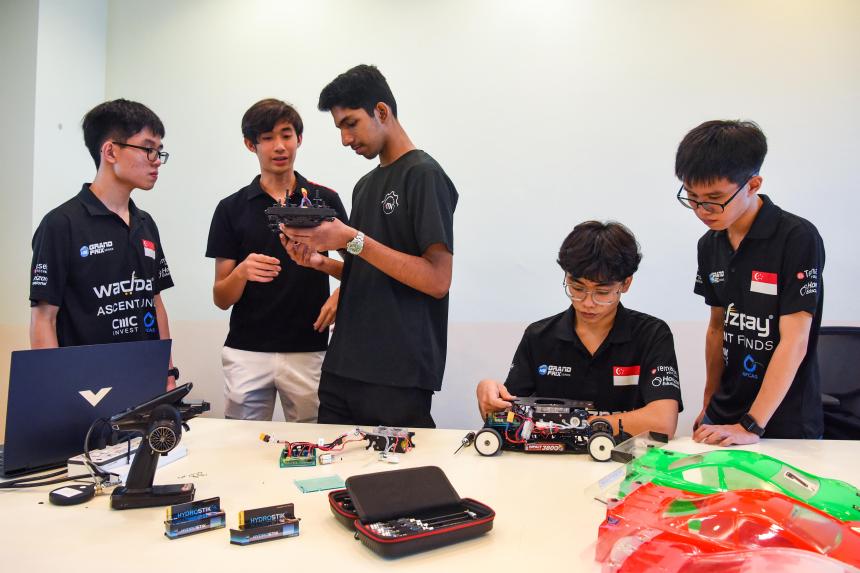 Temasek Poly team set to race model car in hydrogen-powered rally in ...
