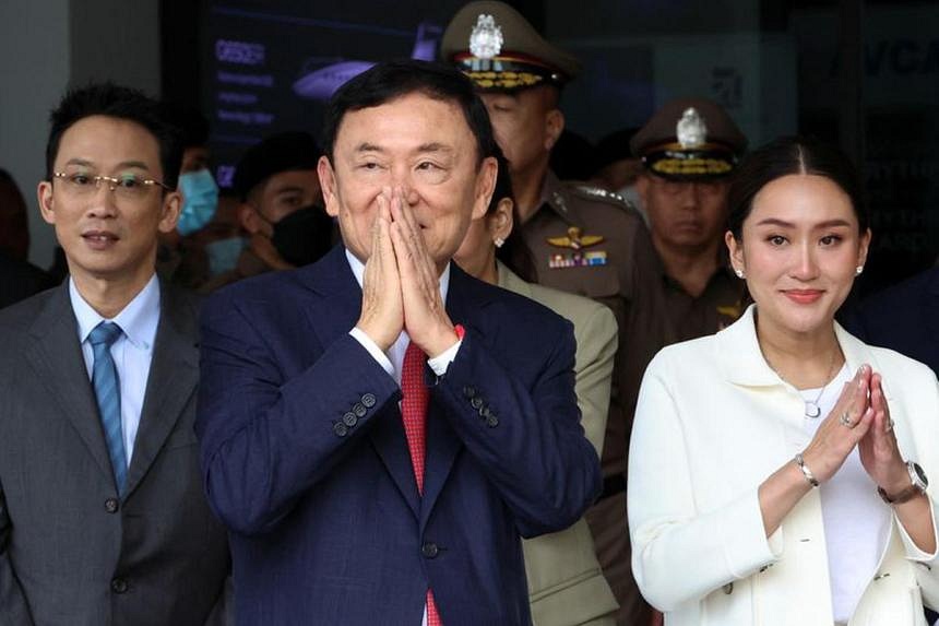 Daughter Of Ex-Thai PM Thaksin Says Royal Pardon Request Is ‘up To Him ...