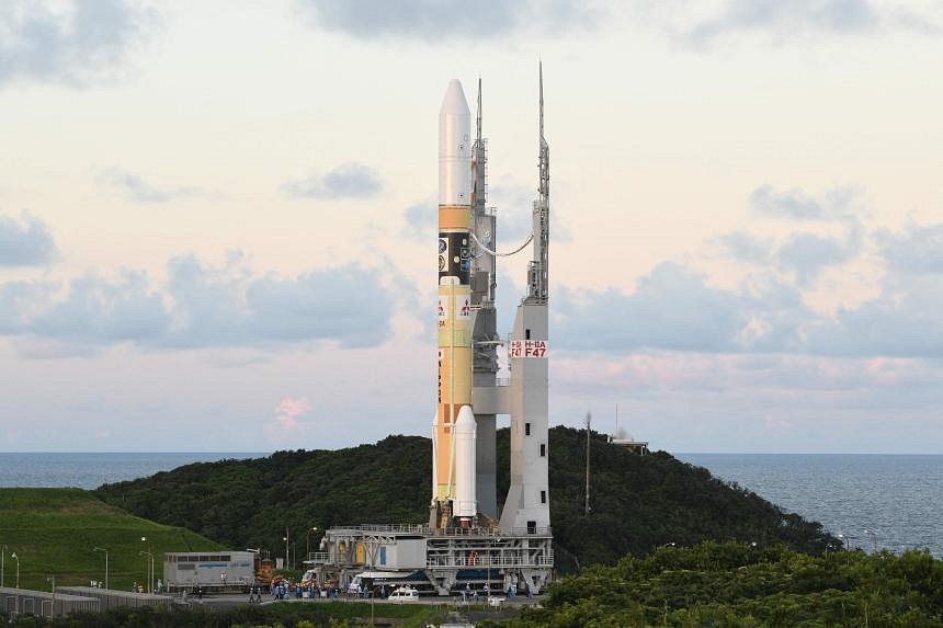 Japan’s ‘Moon Sniper’ To Test Precision Landing – And Tokyo’s Space ...