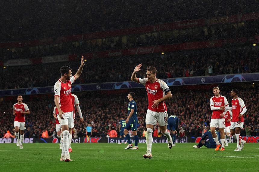 Arsenal Crush PSV Eindhoven On ‘beautiful’ Champions League Return ...