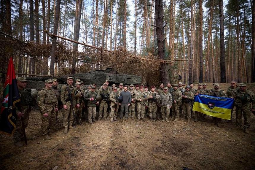 Zelensky Visits Troops Fighting In Northeastern Ukraine | The Straits Times