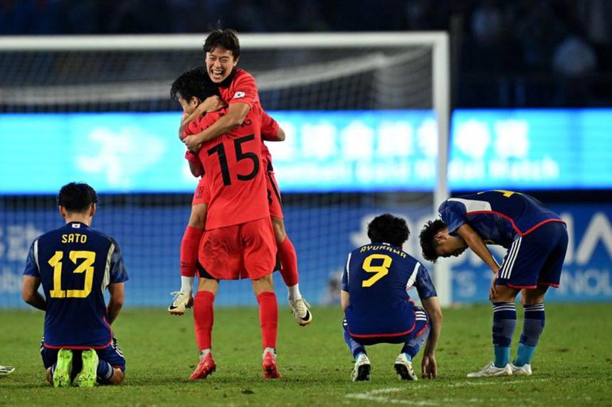 Games-South Korea retain Asian Games soccer gold as Cho hits comeback