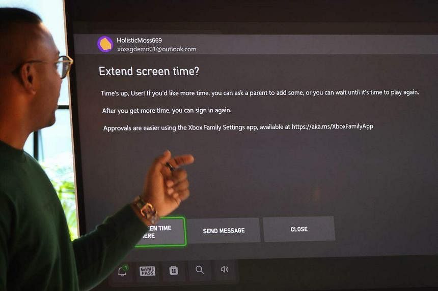 New Xbox gaming safety tools allow parents to limit play time, block chats  with strangers