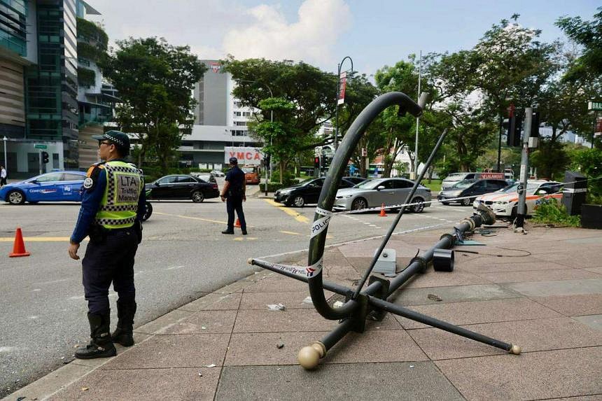 Man Taken To Hospital After His Truck Skids And Hits Lamp Post In Bras 