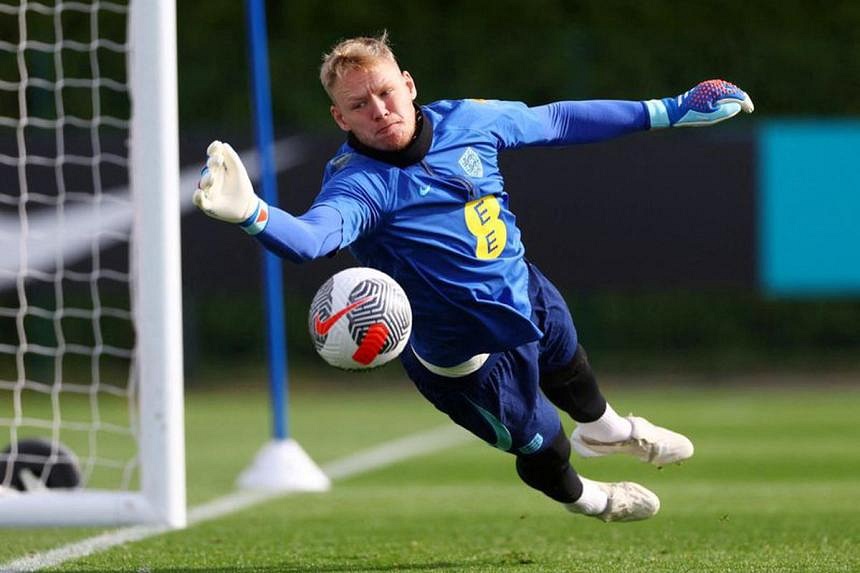 Losing starting role at Arsenal 'difficult', says goalkeeper Ramsdale ...