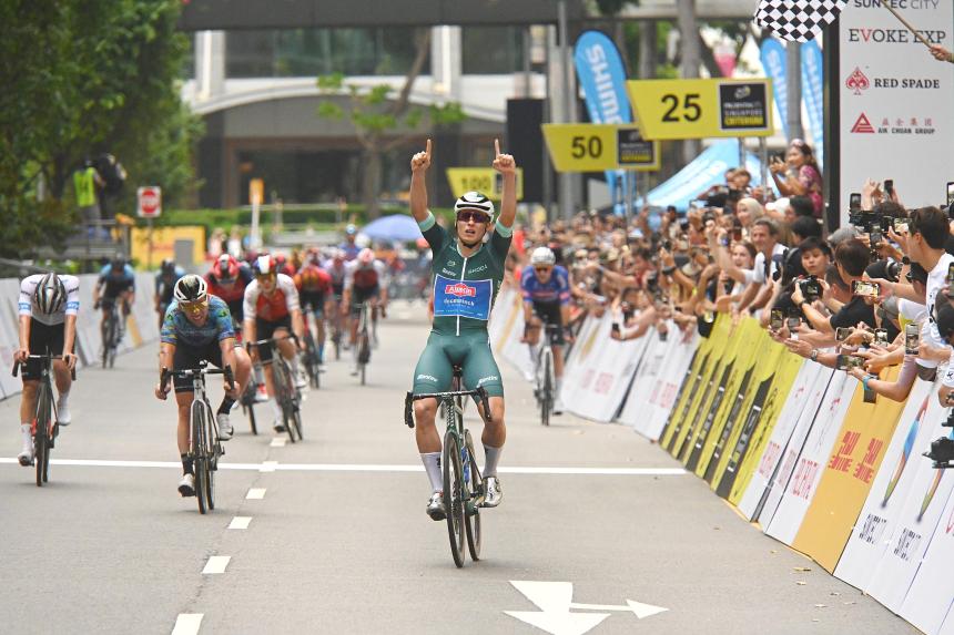 ‘Rocket’ Jasper Philipsen wins Tour de France Singapore Criterium with