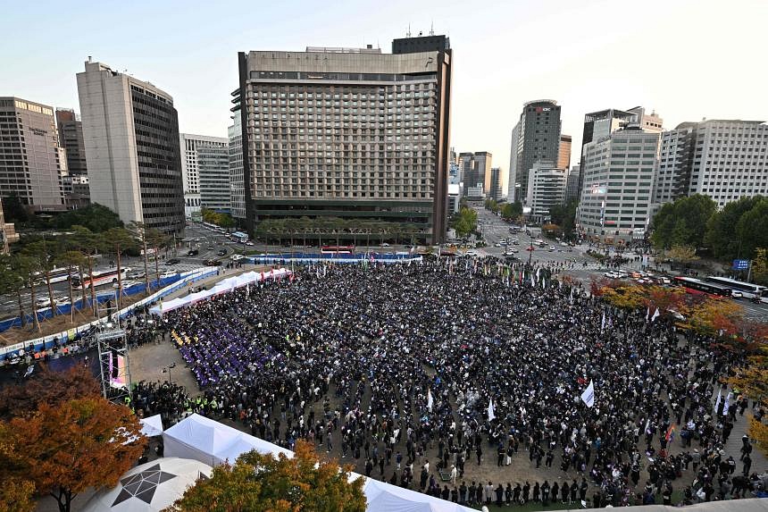 Memorial event for victims of 2022 Itaewon crush marred by political ...