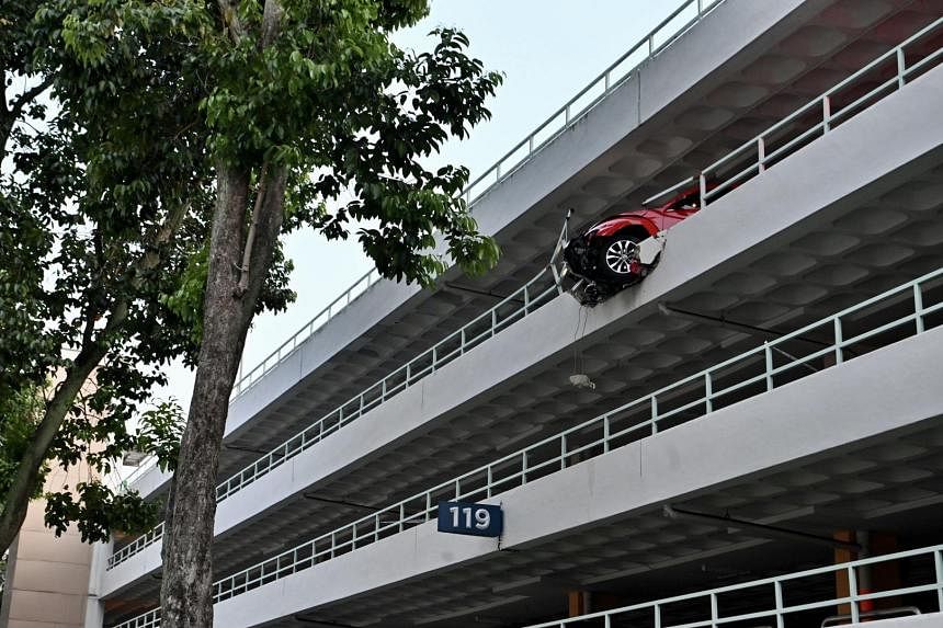 Car crashes through parapet wall at Bukit Merah multi-storey carpark
