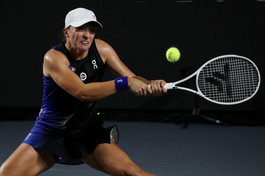 Swiatek swats aside rival Sabalenka to reach WTA Finals title match