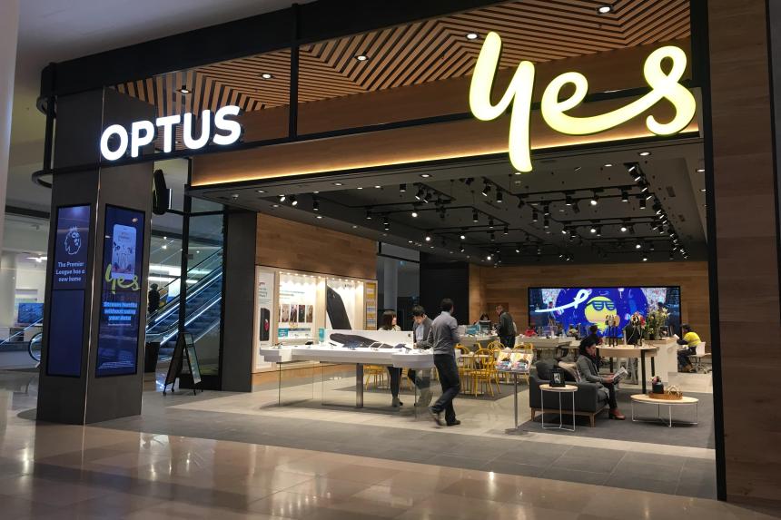 Australia's Optus hit by national network outage