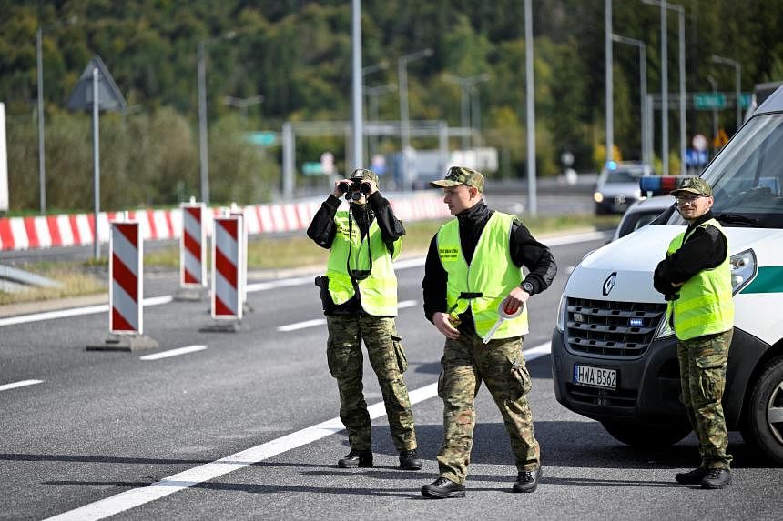Polsko a Česká republika prodlužují kontroly na hranicích se Slovenskem, aby zastavily nelegální přistěhovalectví