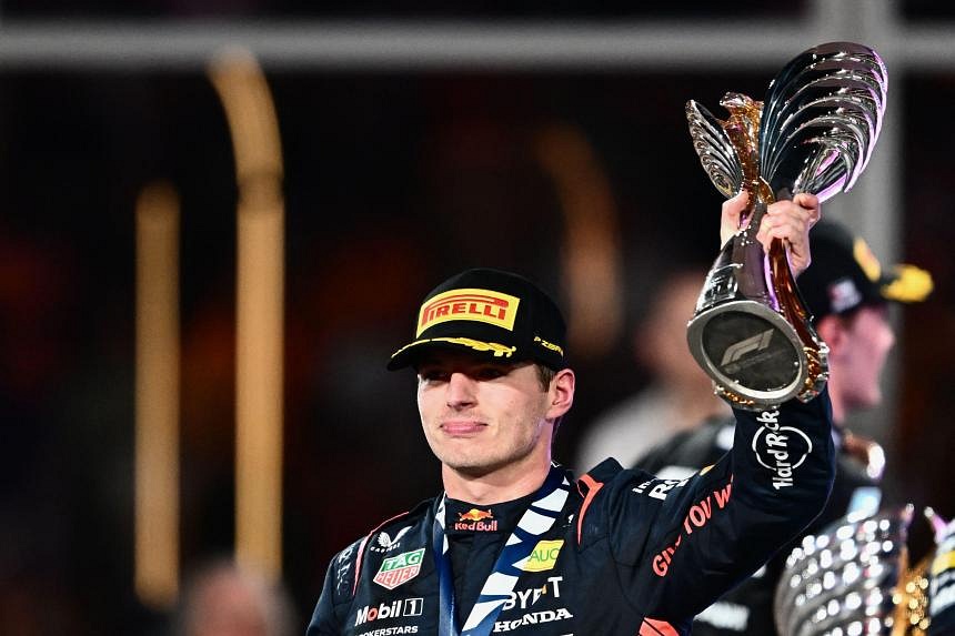 ✓ Max Verstappen