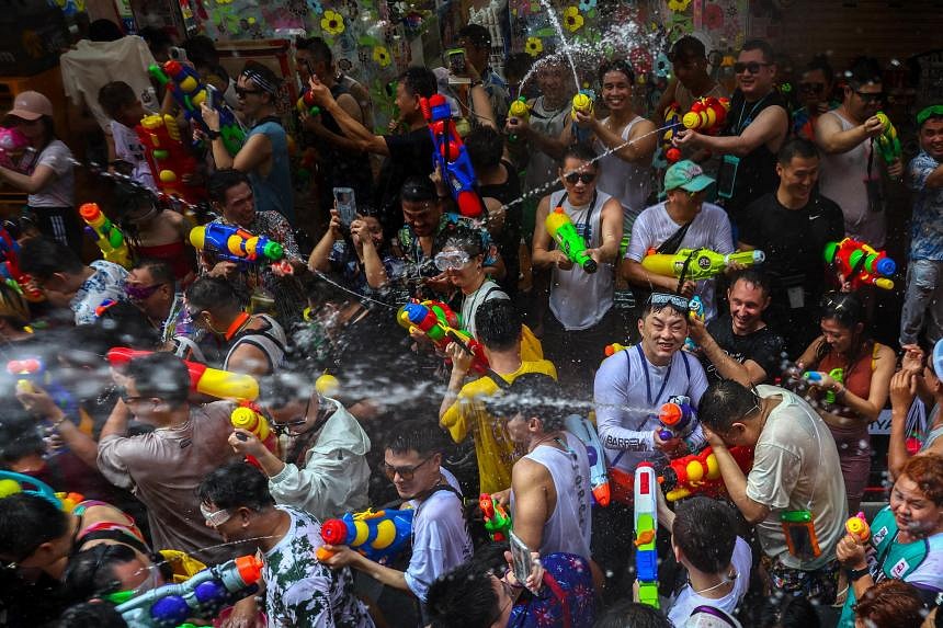 Thai govt welcomes visitors to celebrate Songkran in Thailand after ...