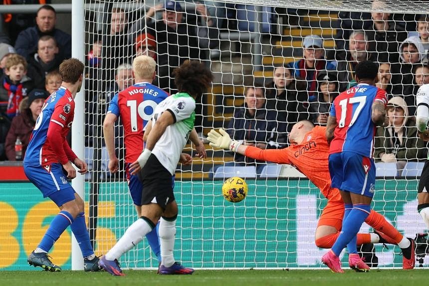 Mohamed Salah's 200th Liverpool goal inspires fightback to beat 10-man Crystal  Palace | The Straits Times