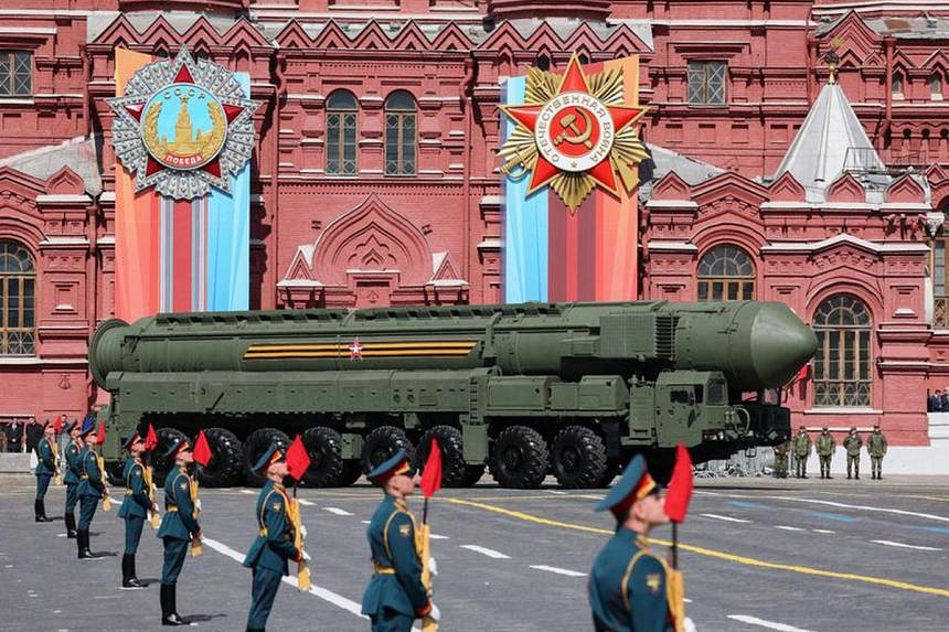 Russia loads new intercontinental ballistic missile into silo south of ...