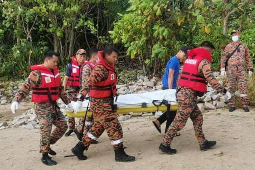 S’porean father and son swept away by waves in Desaru: Body of dad ...