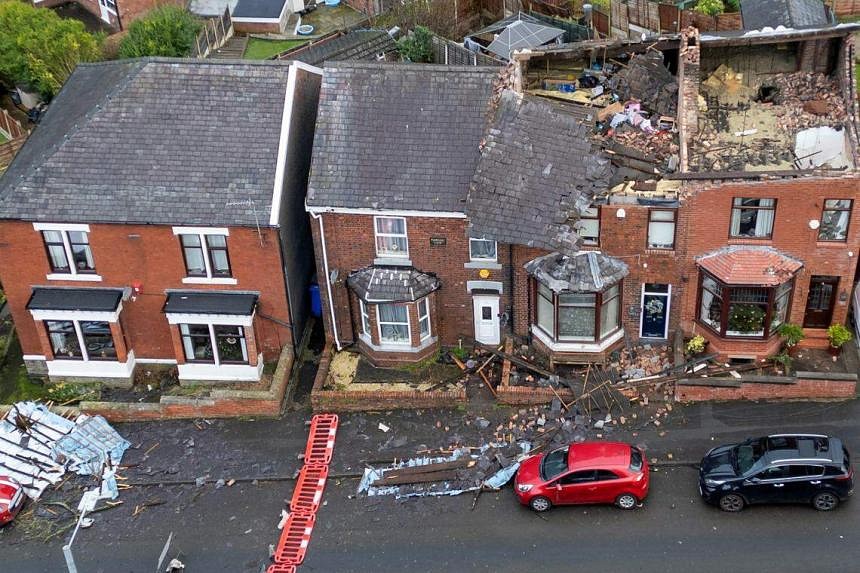 Three dead as Storm Gerrit batters Britain | The Straits Times