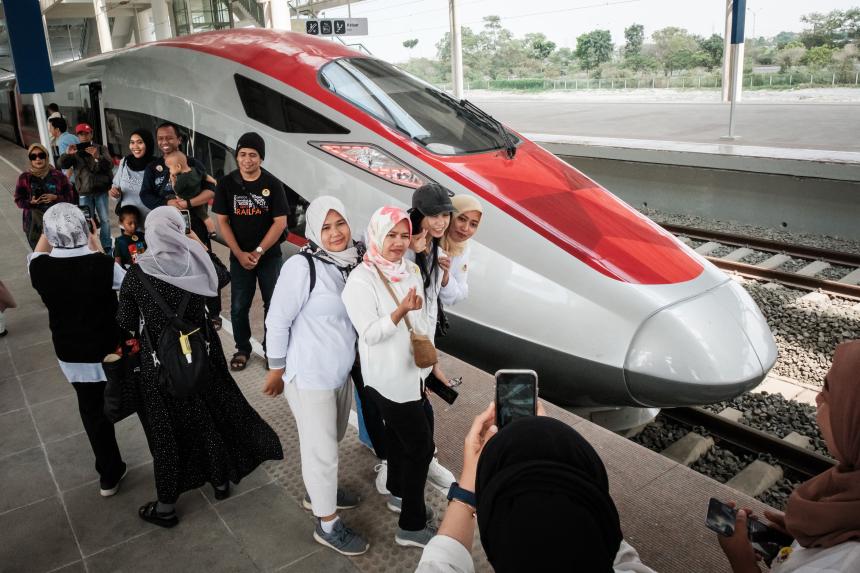 Java Indonesia Train Indonesia rides the high-speed rail on a fast track to development ...