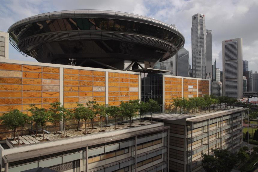 Lawyer suspended for falsely attesting that documents were signed in