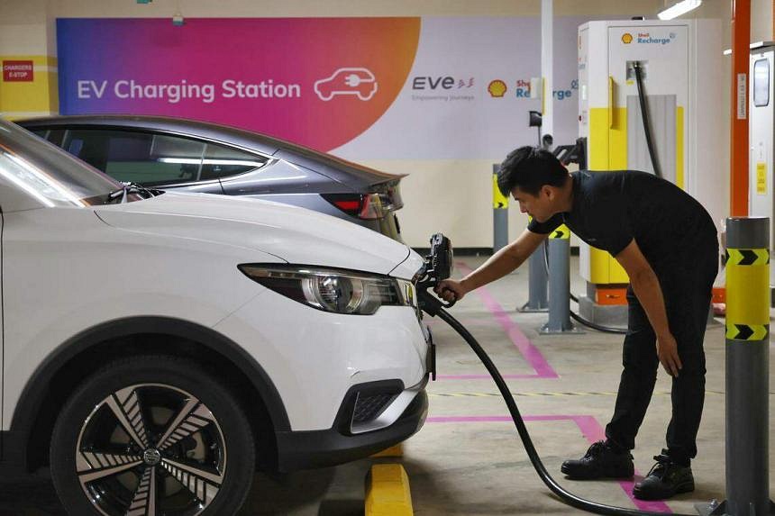 EV Chargers Installed At 700 HDB Carparks; New Public Fast Chargers In ...