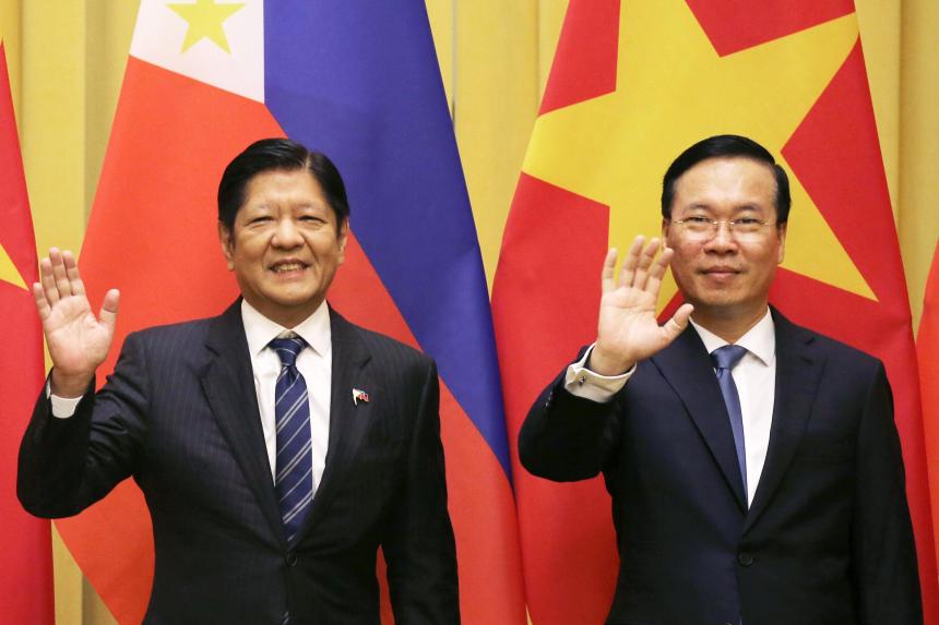 Vietnam, Philippines seal deals on South China Sea security | The Straits  Times