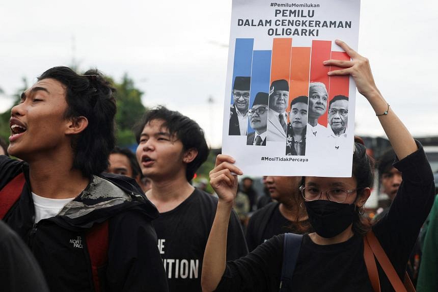 Indonesian Students Demand President Stay Neutral Before Election | The ...