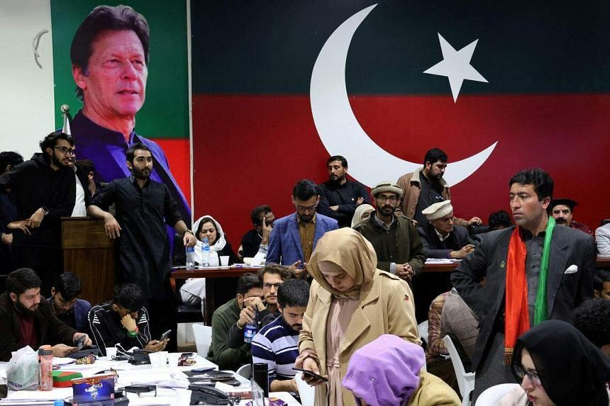 Pakistan Ex-PM Imran Khan’s Party Aims To Form Government, Wants ...