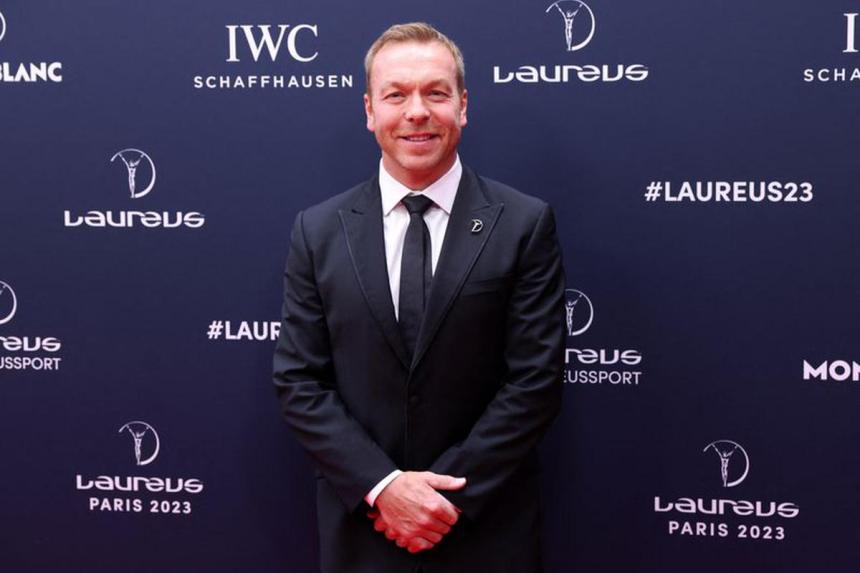 Sixgold Olympic cycling champion Chris Hoy undergoing cancer treatment