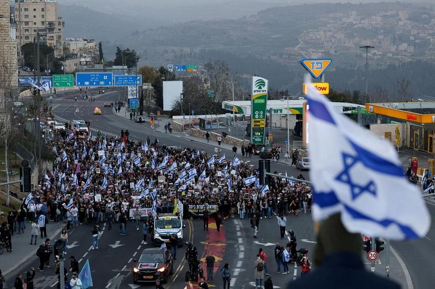 Thousands Join Israeli Hostage Families In March On Jerusalem | The ...