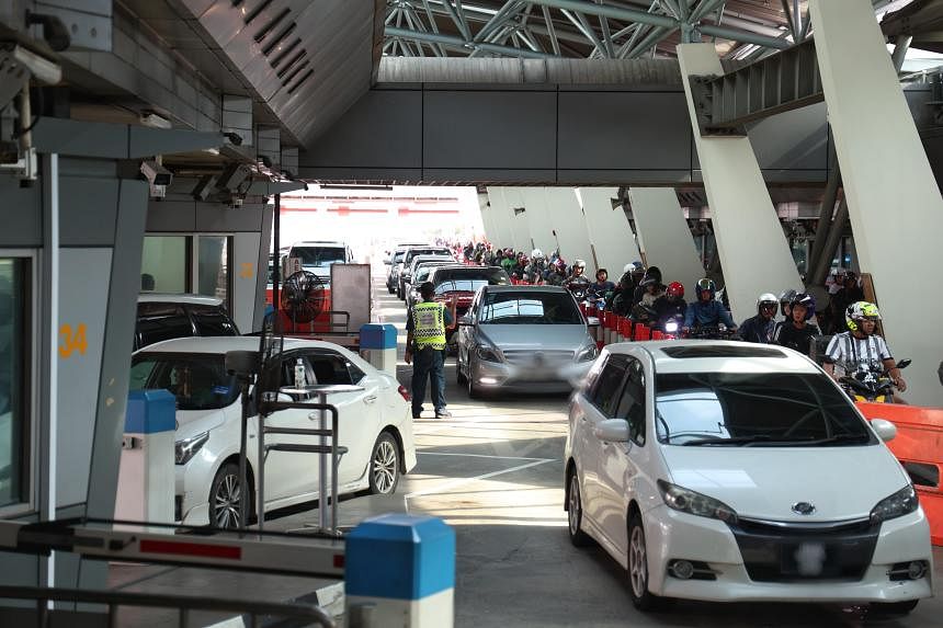ICA：三月假期期间新加坡-马来西亚陆路过境点预计交通繁忙