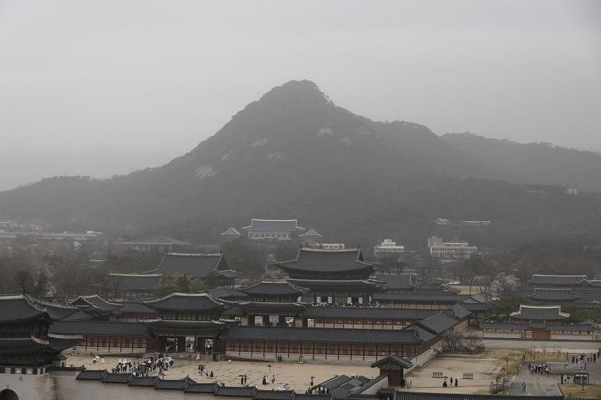 Alerts issued as yellow dust engulfs South Korea