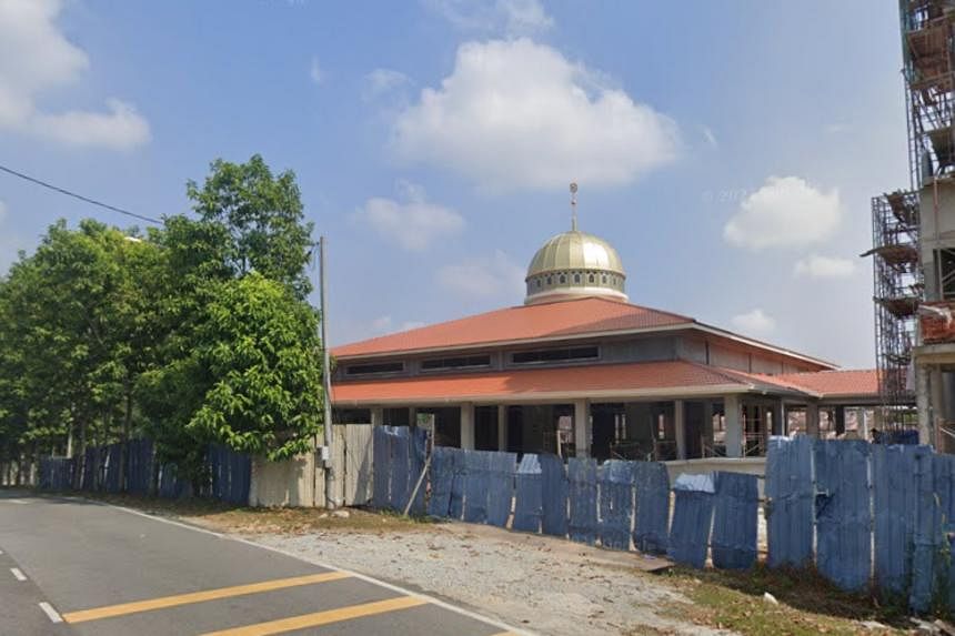 马来西亚清真寺提前4分钟发出祈祷声后告诉会众，你的斋戒无效