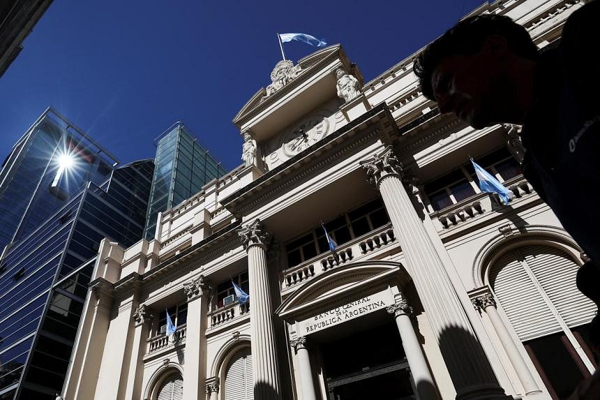 Inflation-hit Argentina Launches New Top Banknote, Worth Just $10 | The ...