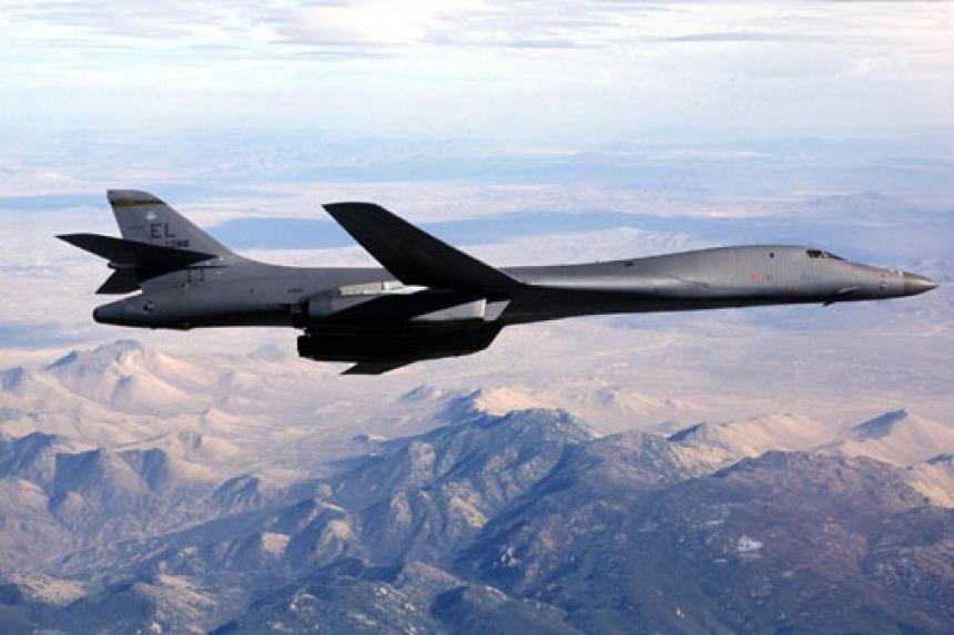 US flies long range bomber over Korean peninsula in first live