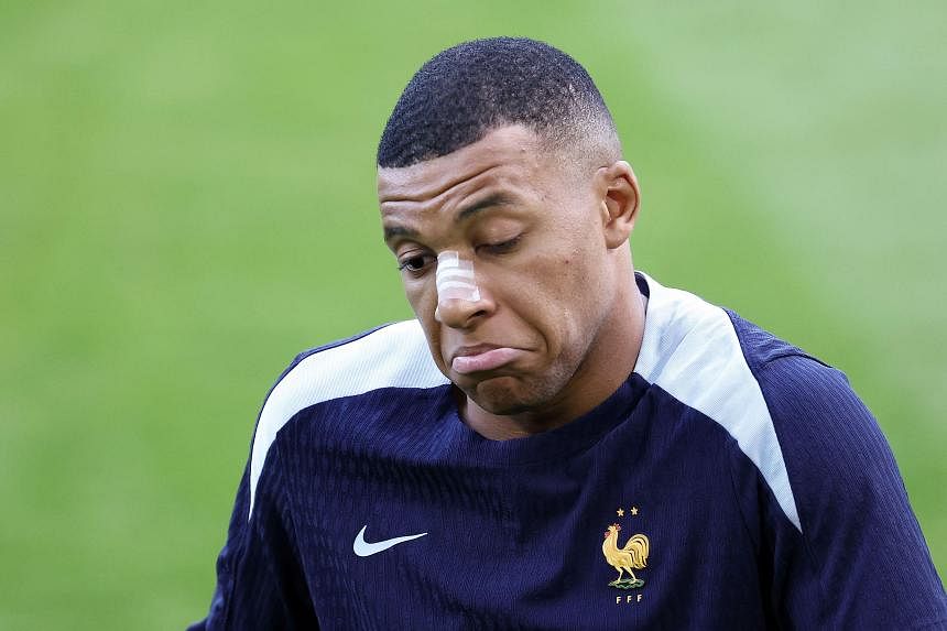 Kylian Mbappé had twee dagen voor de Franse EK-clash met Nederland wat training gehad