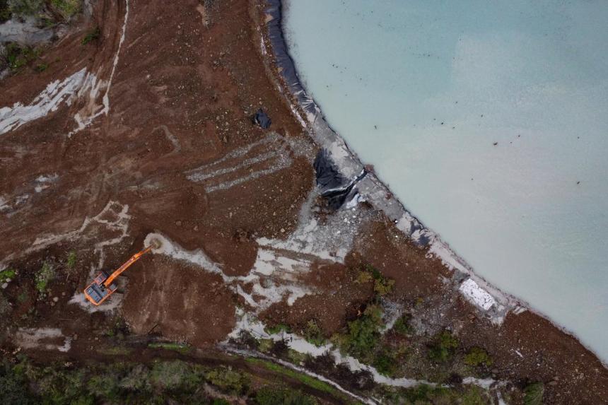 Heavy rains in Chile cause mining tailing overflow | The Straits Times