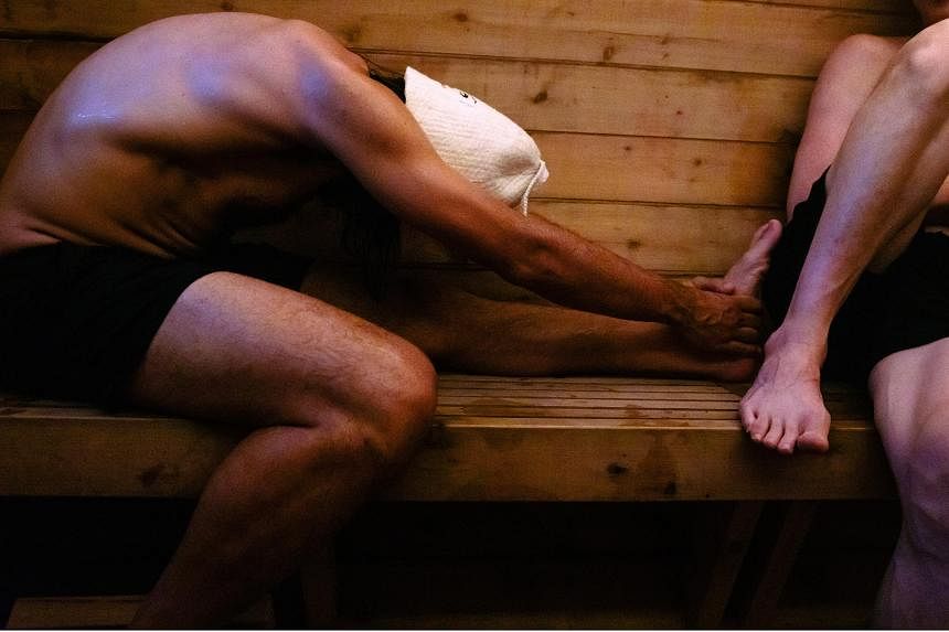 What heating pads and saunas do for sore muscles