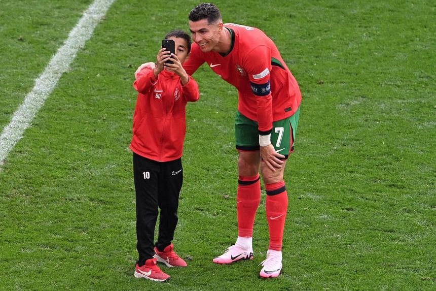 Ronaldo starts for much-changed Portugal against Georgia