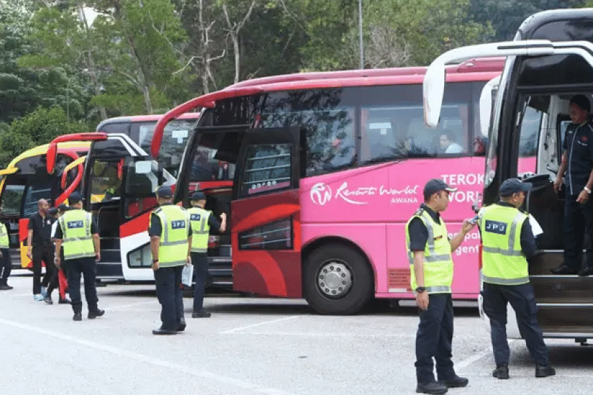 云顶事故发生后，马来西亚加强检查，至少有 3 名旅游巴士司机无证驾驶