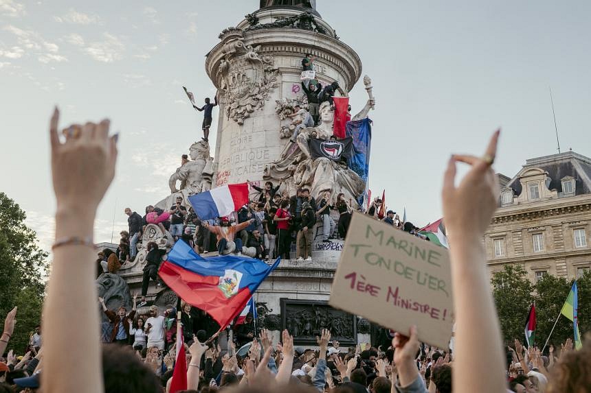 France Plunged Into Political Uncertainty As Voters Reject Far-right ...