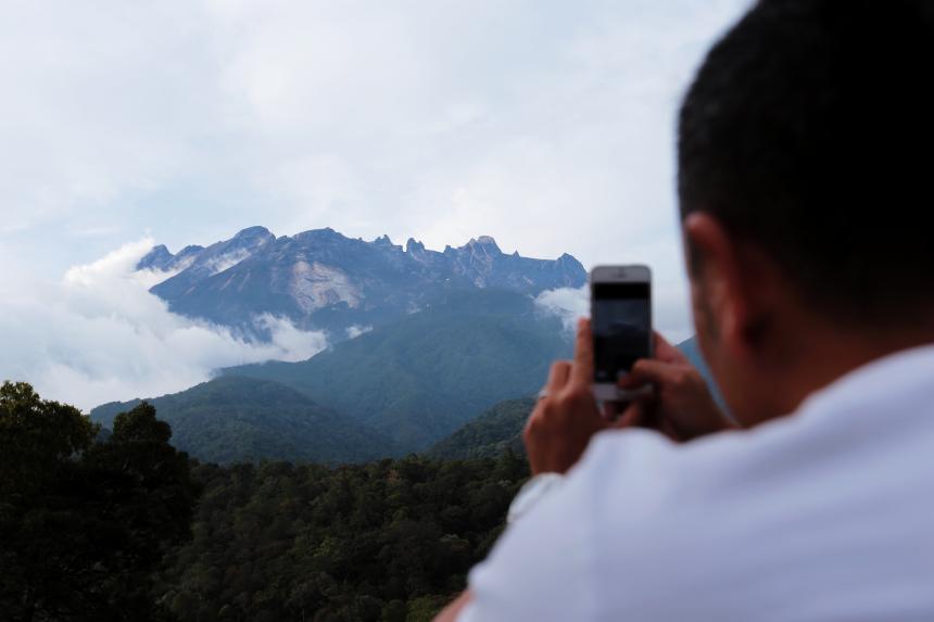 No refunds for cancelled hikes up Mt Kinabalu as Parks chief says climbers ...
