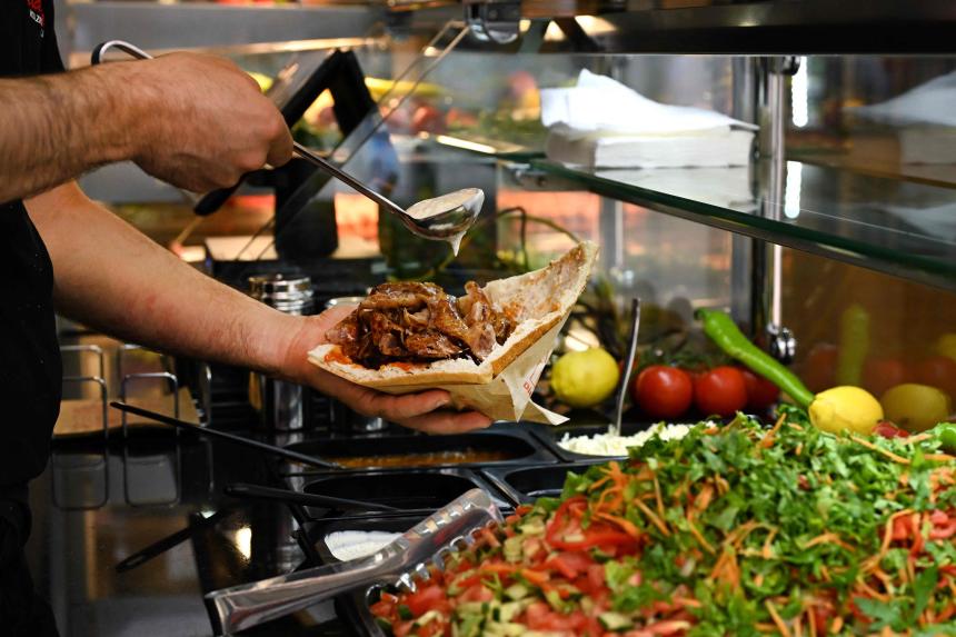 Turkey and Germany in spicy feud over doner kebab