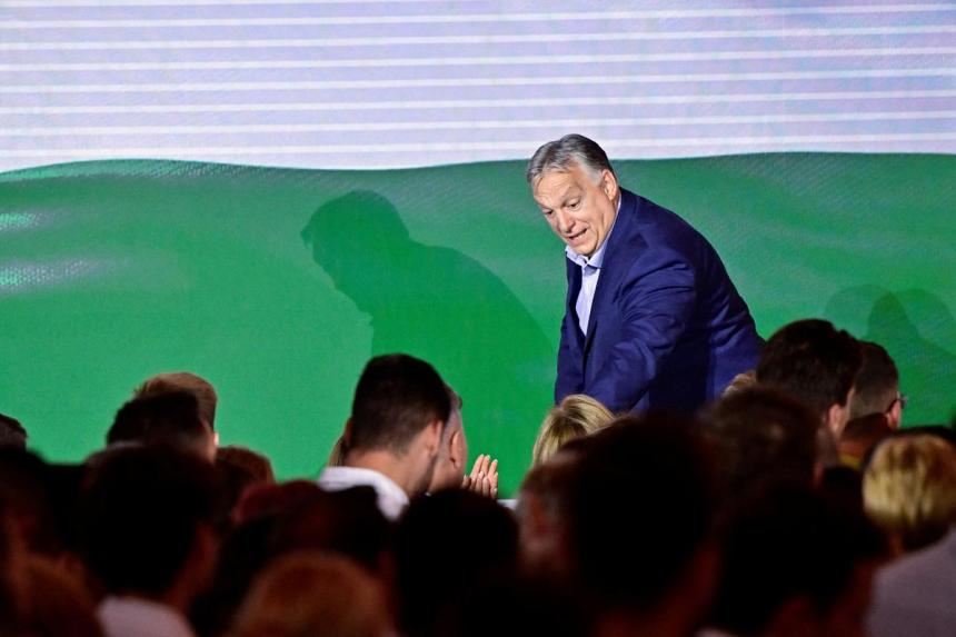 Hungary flags 2025 pre-election stimulus as economic recovery falters