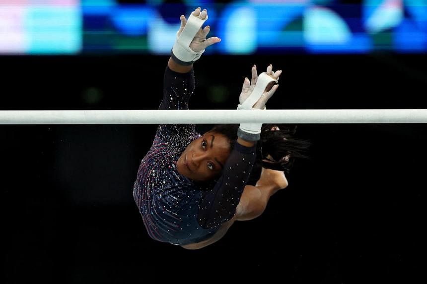 Gymnastics-US women dazzle in crystal-studded leos