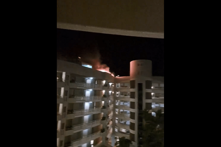 Helicopter crashes into the roof of the Hilton DoubleTree Hotel in Cairns, Australia