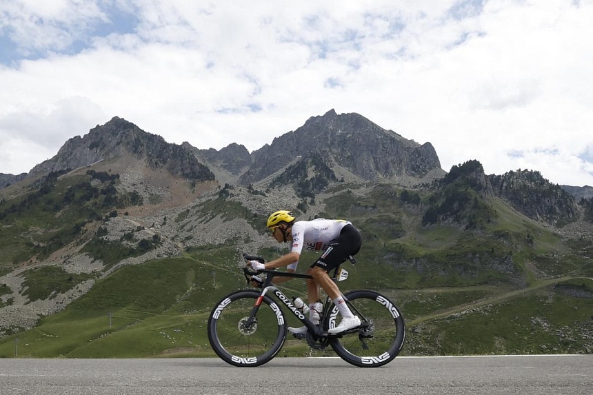 Late breakaway propels Spain's Soler to Stage 16 win at Vuelta The