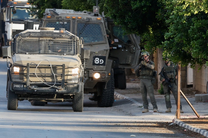 Israeli forces raid Al Jazeera bureau in West Bank, order 45day