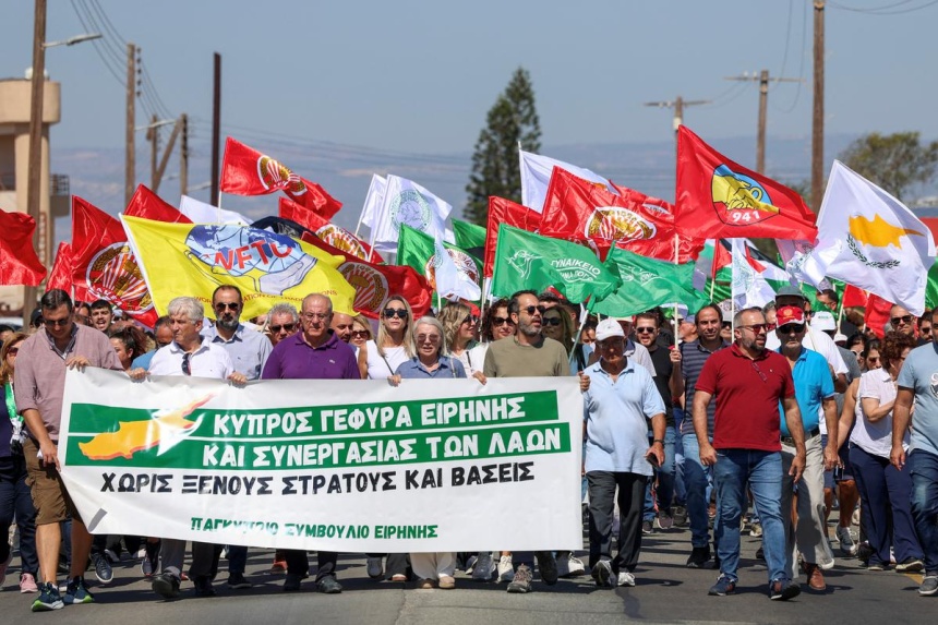 Activists protest escalating Mideast crisis outside UK base in Cyprus